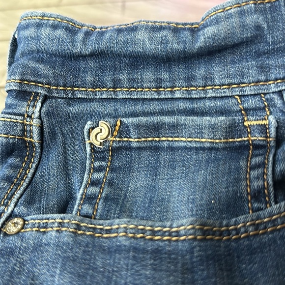 ♥️ Levi’s Denizen Jean Shorts - Picture 5 of 5